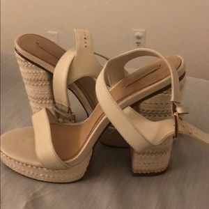 Don’t wear, they are too big for me.